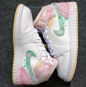 Jordan 1 Mid Paint Drip Size 6y / 7.5 Women